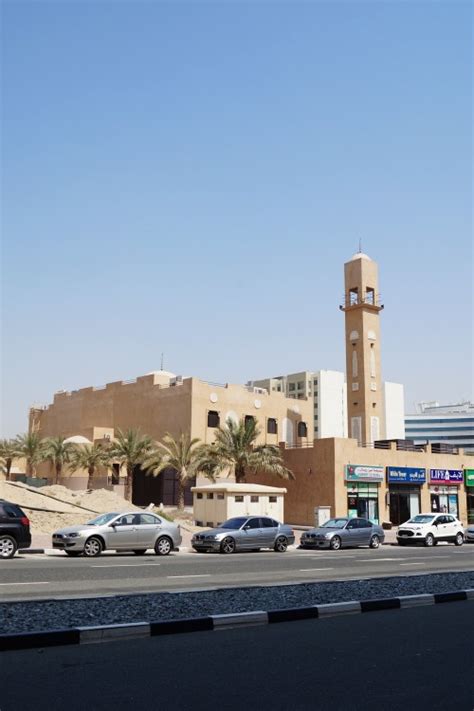 Al Waha Mosque Guide | Propsearch.ae