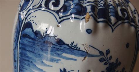 How to Identify Delft Blue Pottery | Dusty Old Thing