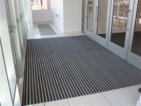 Pedimat ® Aluminum Entrance Mats