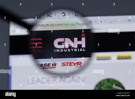 Cnh logo hi-res stock photography and images - Alamy