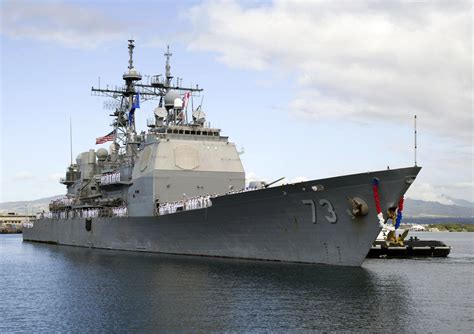 The Ticonderoga-class guided-missile cruiser USS Port Royal (CG-73) returns to its homeport at ...