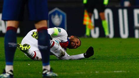 'They constantly hit me' - Neymar speaks out after PSG star ruled out of Barcelona clash ...