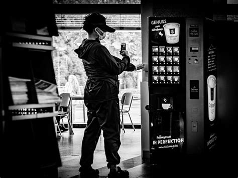 coffee bar | The protective man | Karl-Heinz Kasper | Flickr