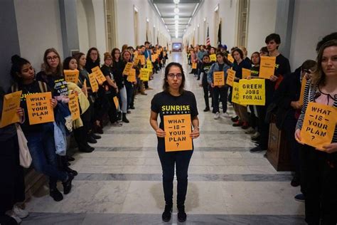 Alexandria Ocasio-Cortez is pressuring Nancy Pelosi on climate change - Vox