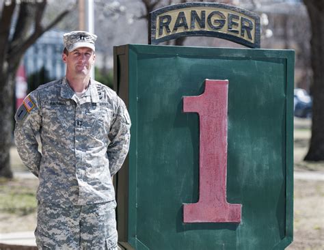 'Rangers' company commander receives prestigious leadership award | Article | The United States Army