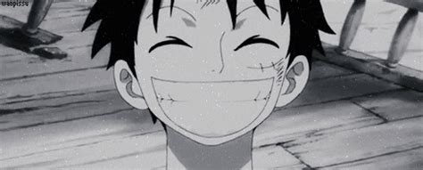 Luffy Smile GIFs - Find & Share on GIPHY