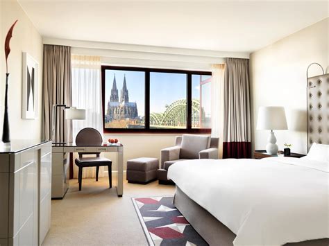 Luxurious guest rooms Cologne | Hyatt Regency Cologne