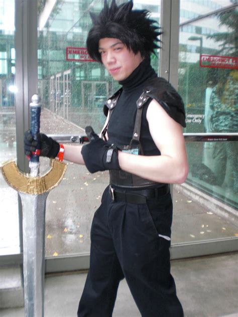 Zack Fair cosplay by PigeonFeatherz on DeviantArt