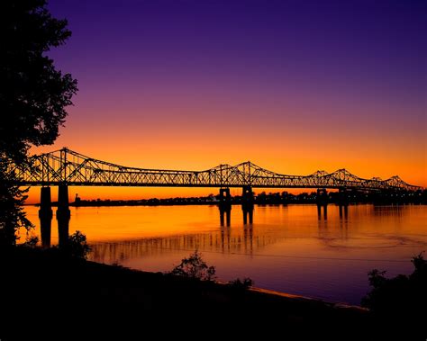 Sunset at a bridge over the Mississippi River, Natchez, MS : pics