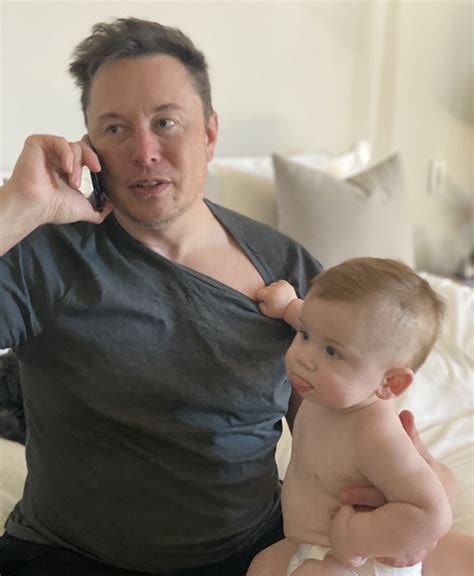 Elon Musk Shared New Pic Close Up Pic Of Son X Æ A-12