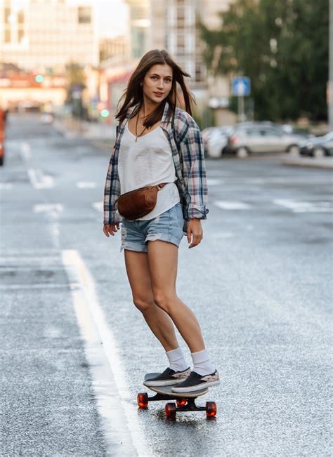 Skater Girl Outfits: Trending Styles to Take the Streets