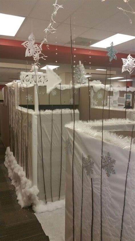 Stunning Winter Office Decorations That You Can Easily Make 46 ...