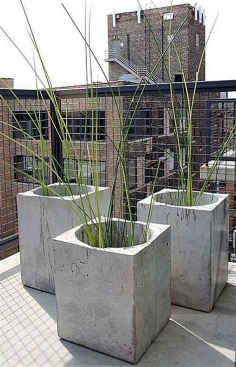 DIY Concrete Garden Pot Large Concrete Planters, Diy Concrete Planters ...