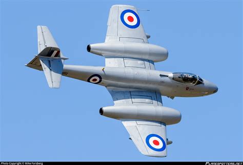 VH-MBX Private Gloster Meteor F 8 Photo by Mike Forsberg | ID 886677 | Planespotters.net