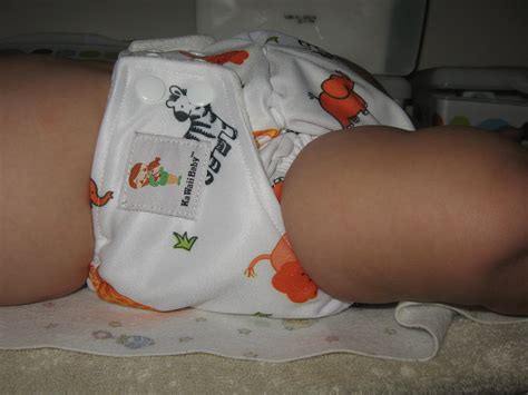 Cloth Diaper Addiction: Night time Diapering: Kawaii baby