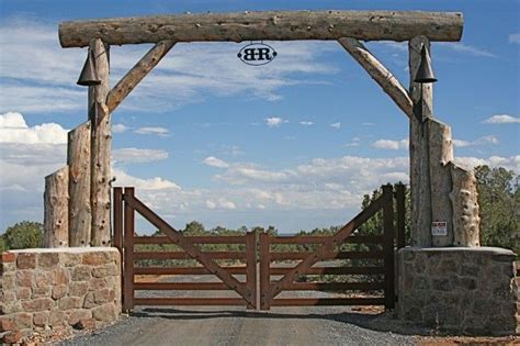 Anything Rustic... | Rustic driveway, Ranch entrance ideas, Farm gate