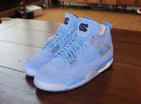 Air Jordan 4 UNC Tar Heels 2019 PE - Sneaker Bar Detroit