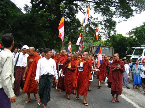 Buddhism in Myanmar: Extremism Galore | Political Periscope