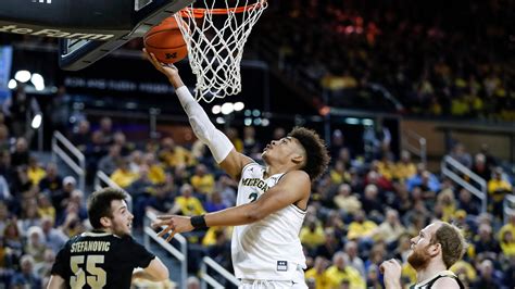 Michigan's Jordan Poole has transformed into all-around guard