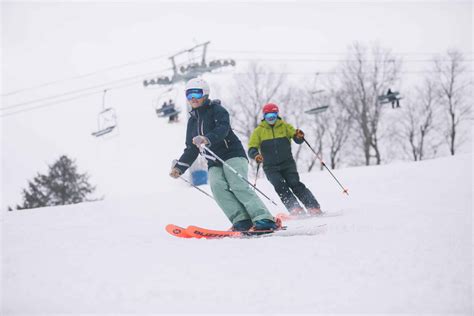 Cheap Skiing in New England - Yankee Magazine