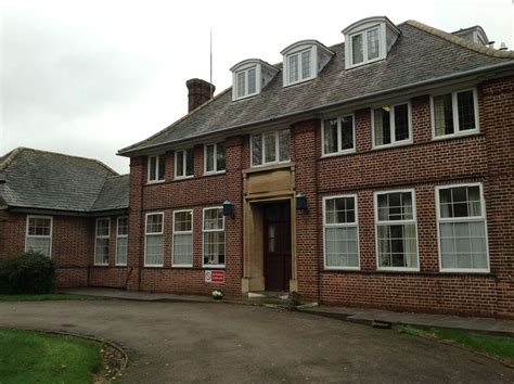 Rutland Memorial Hospital in Oakham to be refurbished by Leicestershire ...