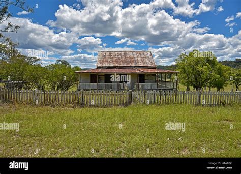 derelict australian outback farm house on the old grafton road between ...