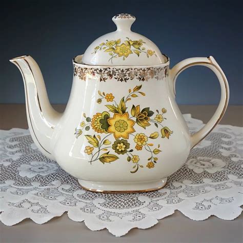 Vintage Sadler Teapot Yellow Floral on Ivory Full Size - Etsy | Tea ...