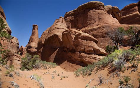 Broken Arch / Skyline Arch / Sand Dune Arch, Arches National Park UT - ZATH-TROTTER