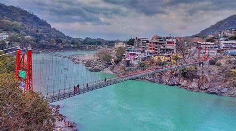 Laxman Jhula Rishikesh in Uttrakhand