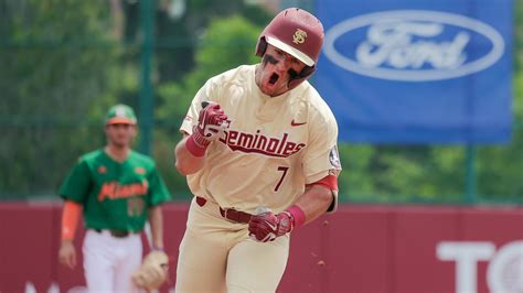 Type 1 diabetic Jaime Ferrer inspires through FSU baseball