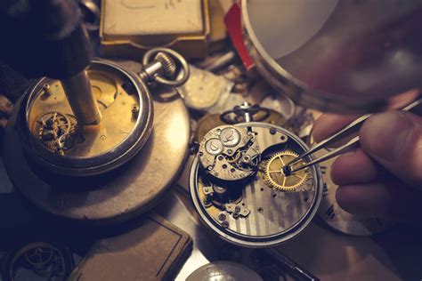 History of Watches – Timepieces Through the Ages | Stewart Kuper Jewelers