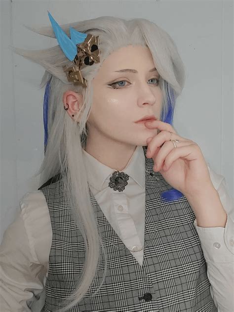 Neuvillette Cosplay Costest 🌟 : r/Genshin_Impact