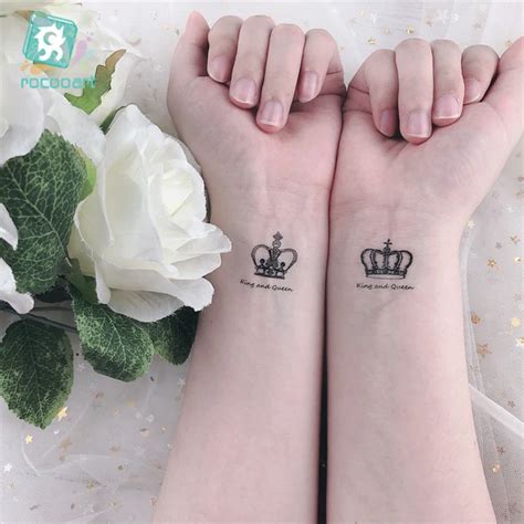 Aggregate more than 72 small queen crown tattoo latest - in.cdgdbentre