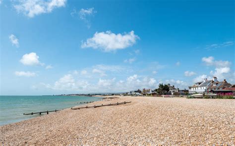 Pevensey Bay - Things to Do Near Me | AboutBritain.com