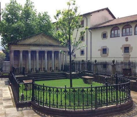 The Tree of Gernika, the roots of the Basque | ktvb.com