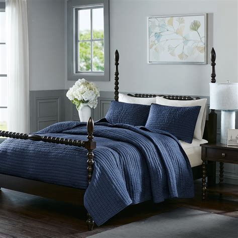 37 Inspiring Navy Blue Bedroom Decor Ideas You Should Copy ...