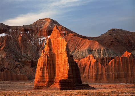 UT Temple of the Moon :; Capitol Reef National Park | Capitol reef ...