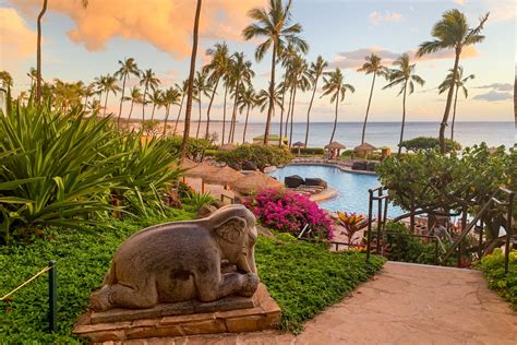 Review: The Hyatt Regency Maui Resort and Spa