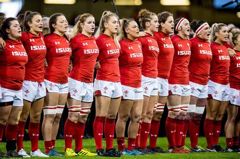 WRU announce first ever women's professional rugby players - Herald.Wales