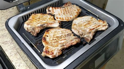 SHAQ Smokeless Grill & Press. Pork Chops! - YouTube