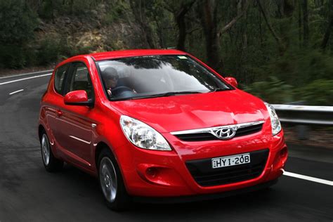 Hyundai i20 Review, Price & Features