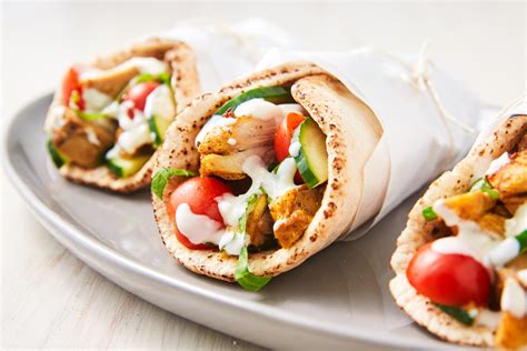 Halal Chicken Shawarma Rolls (2 Pieces) - Halal Foods