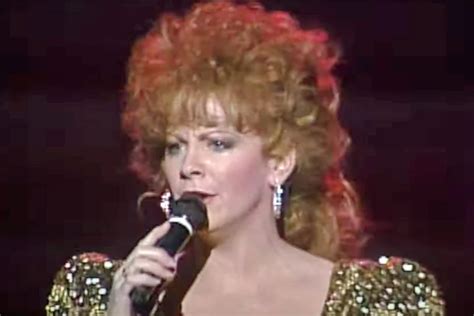 30 Photos of Reba McEntire Young