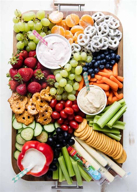 EASY Fruit and Veggie Snack Platter - I Heart Naptime | Veggie snacks, Party food platters, Food ...