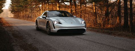 Porsche Canada - Dr. Ing. h.c. F. Porsche AG