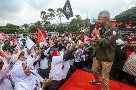 Menteri dari PDIP Hadiri Kampanye Akbar di Hari Libur, Ganjar: Inilah yang Disebut Etika - Jawa Pos