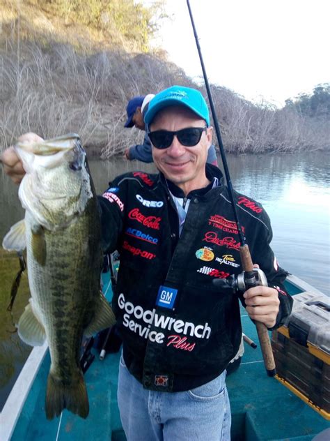 Lake Baccarac Trophy Bass Lodge - Guided Mexico Bass Fishing