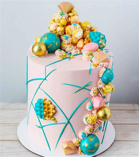 March Cake Decorator Spotlight - Find Your Cake Inspiration