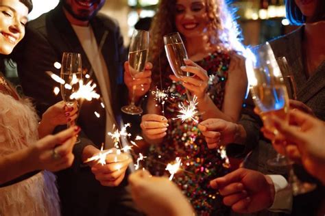 10 Ideas For A Phenomenal New Year’s Eve Celebration At The office