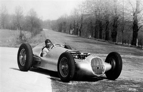 NUMERO 13 | Classic racing cars, Racing, Mercedes